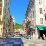Le 43 Port Apartman